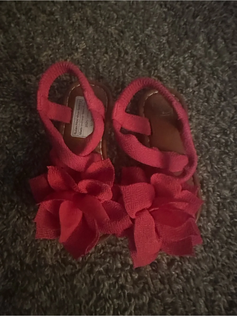 Girls pink Flower Strap Sandals - Kids Shoes